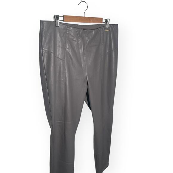 MARC NEW YORK Gray Faux Leather Pants Pull On Slim Banded Waist Stretch Cropped - Picture 5 of 10